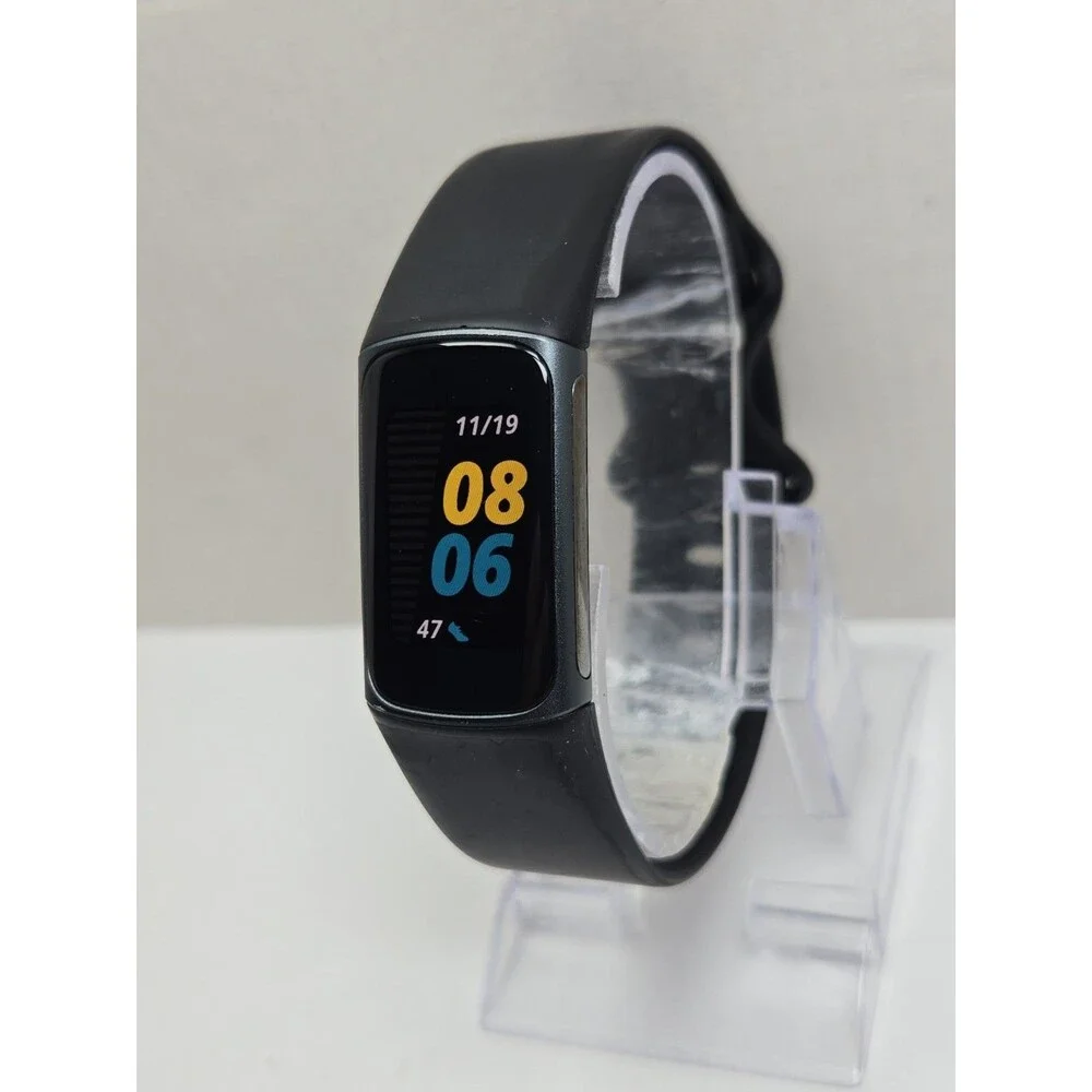 Fitbit Charge 5 Fitness Tracker GPS SpO2 Sleep Monitor Activity Watch No Charger